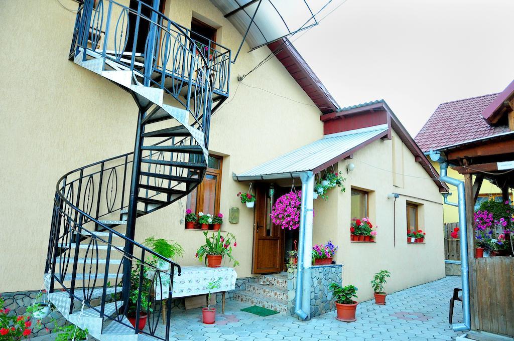 Casa Maria Hotel Gura Humorului Luaran gambar