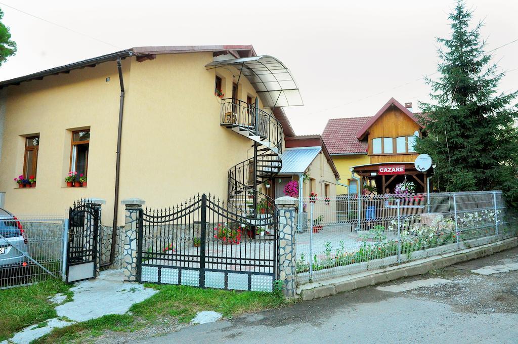 Casa Maria Hotel Gura Humorului Luaran gambar